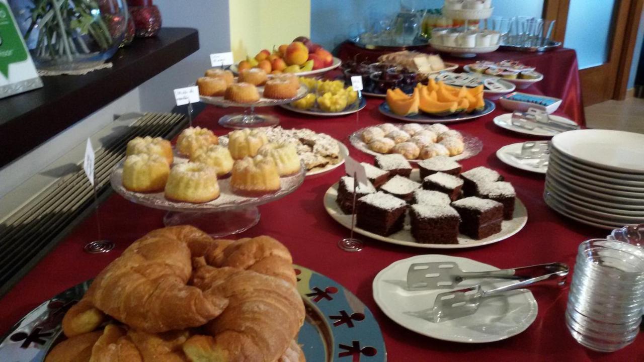 Il Giardino Delle Zagare Bed and Breakfast Fondi Εξωτερικό φωτογραφία